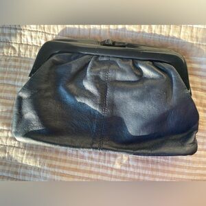 Eaton Women’s Italian Navy Genuine Leather Cluth Purse